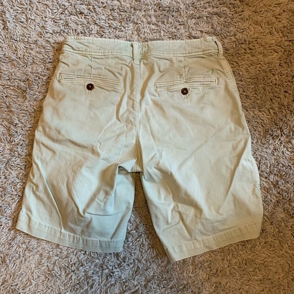 American Eagle Shorts - Picture 2 of 5